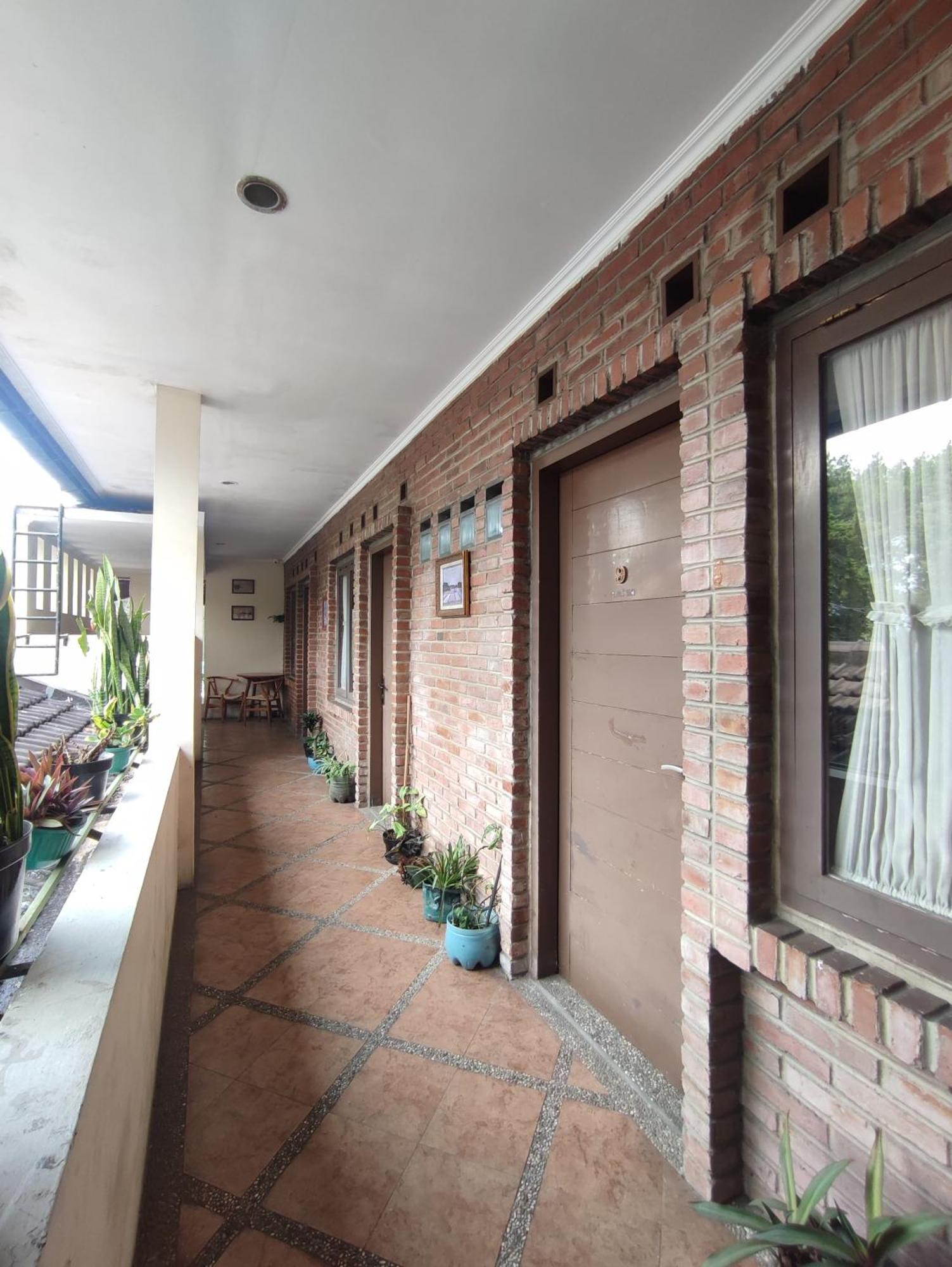 Maribaya Family Guest House Syariah Lembang Buitenkant foto